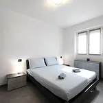 8 Il Tornante Apartment *